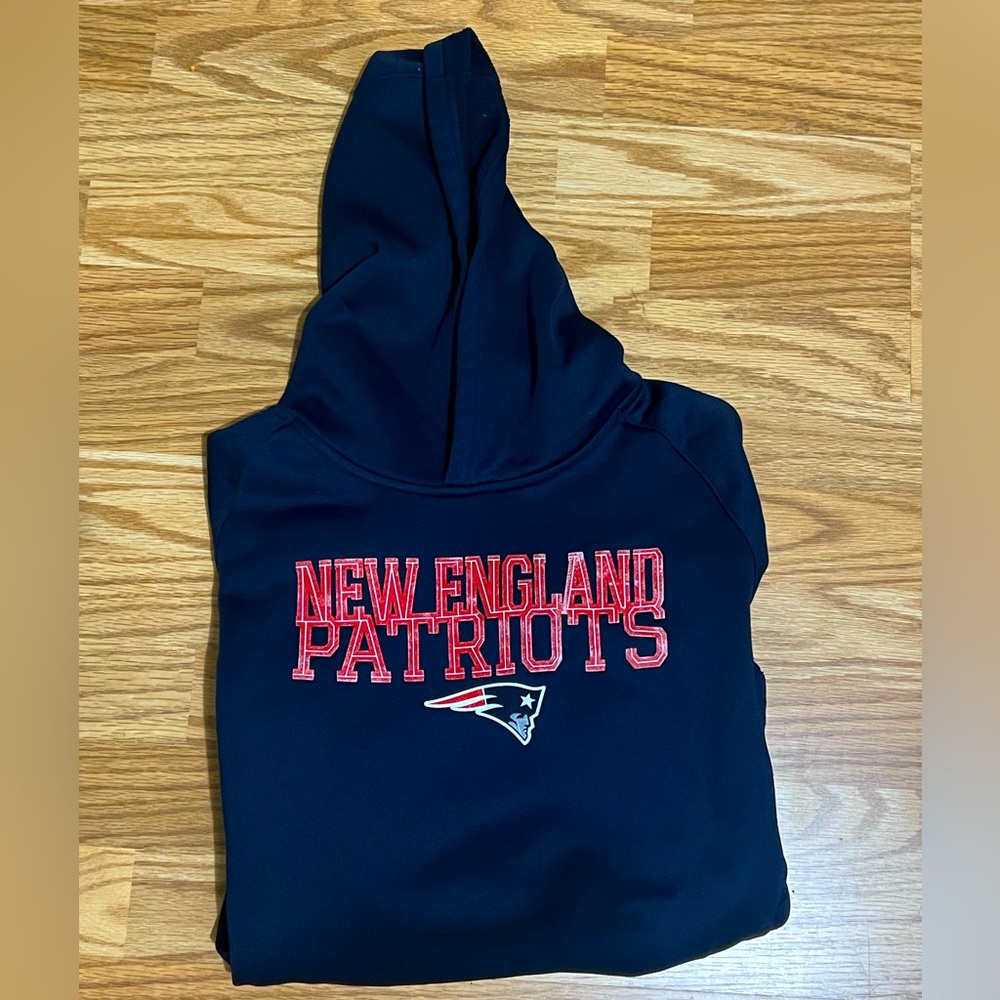 New England Patriots Hoodie Youth XL 18 Fits Women’s Small NFL Pullover Navy